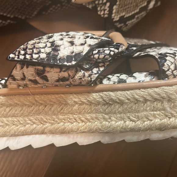 Gianni Bini slide on wedges - Picture 13 of 14